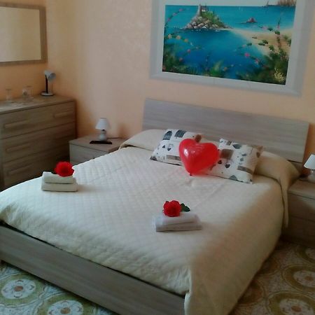 Beb I Delfini Di Casa Paola Bed & Breakfast Mascali Dış mekan fotoğraf