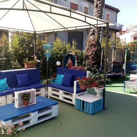 Beb I Delfini Di Casa Paola Bed & Breakfast Mascali Dış mekan fotoğraf