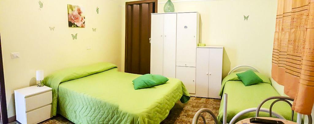 Beb I Delfini Di Casa Paola Bed & Breakfast Mascali Dış mekan fotoğraf